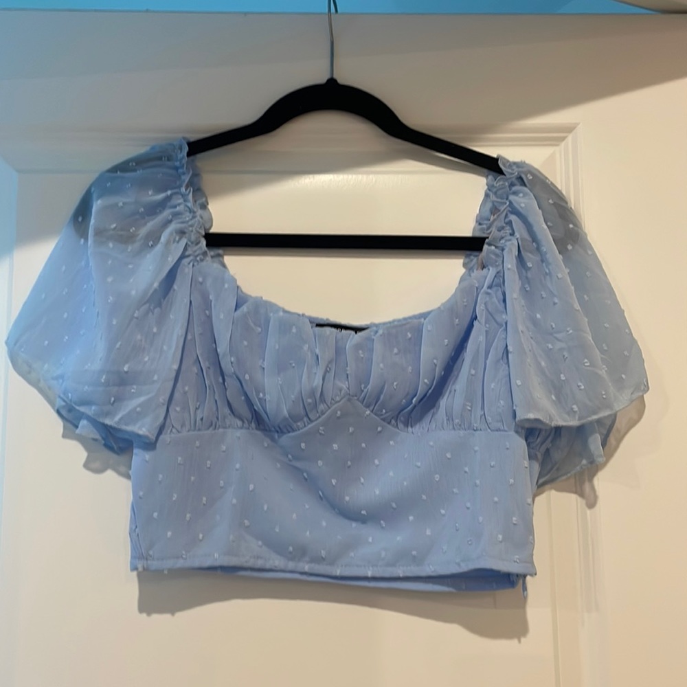 Loness Women’s Blue Ruffle Cropped Top Medium